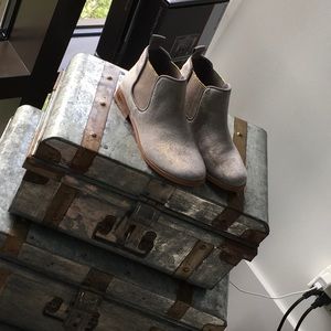 Stylish silver velvet boots